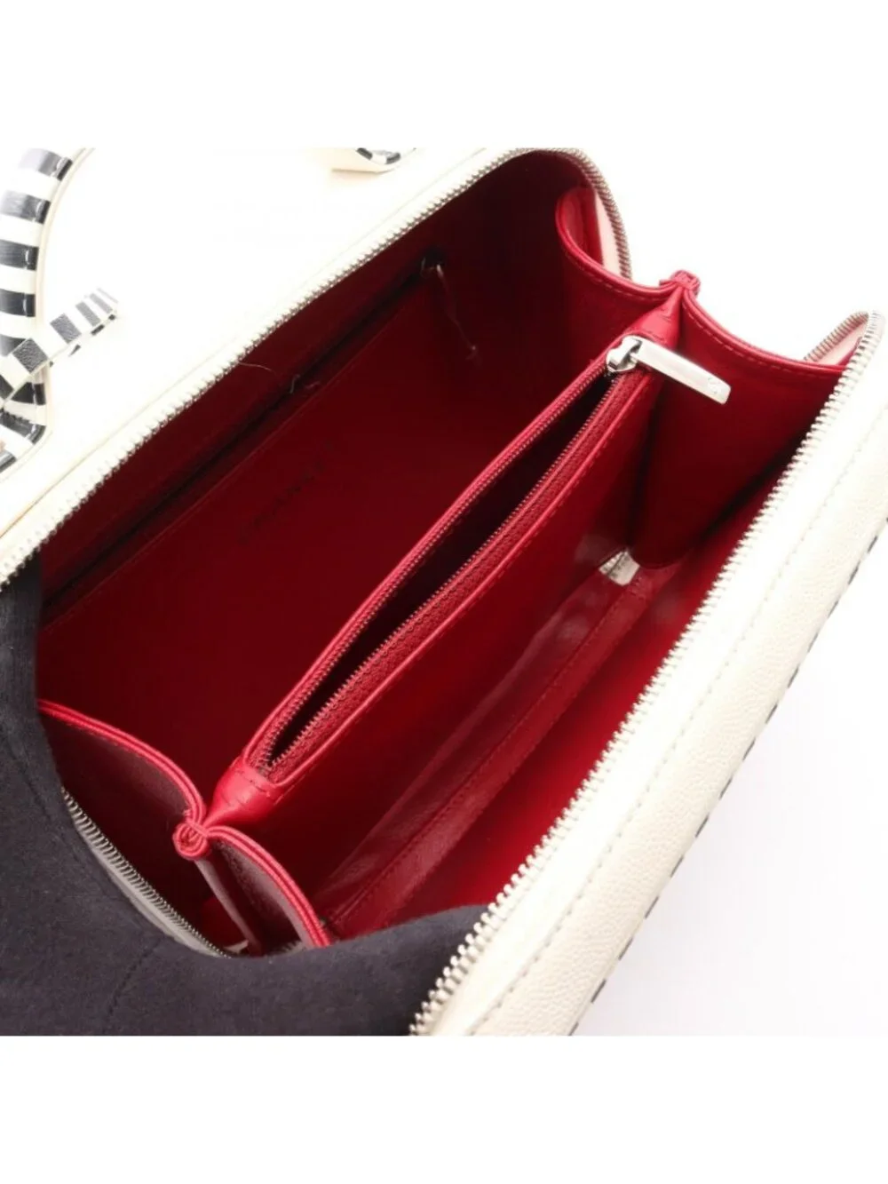 Chanel featuring 76 clochette